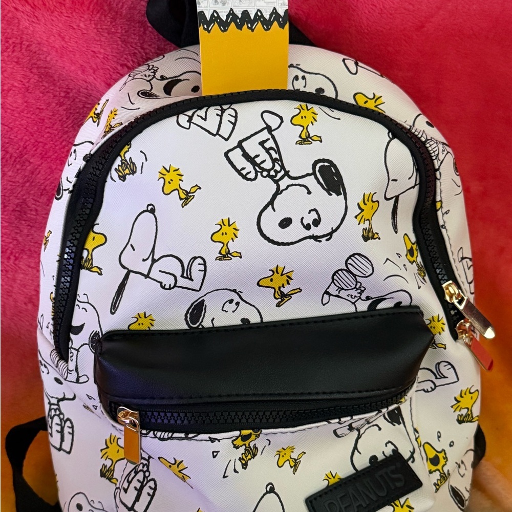 Peanuts Snoopy and Woodstock White and Black Bag NWT